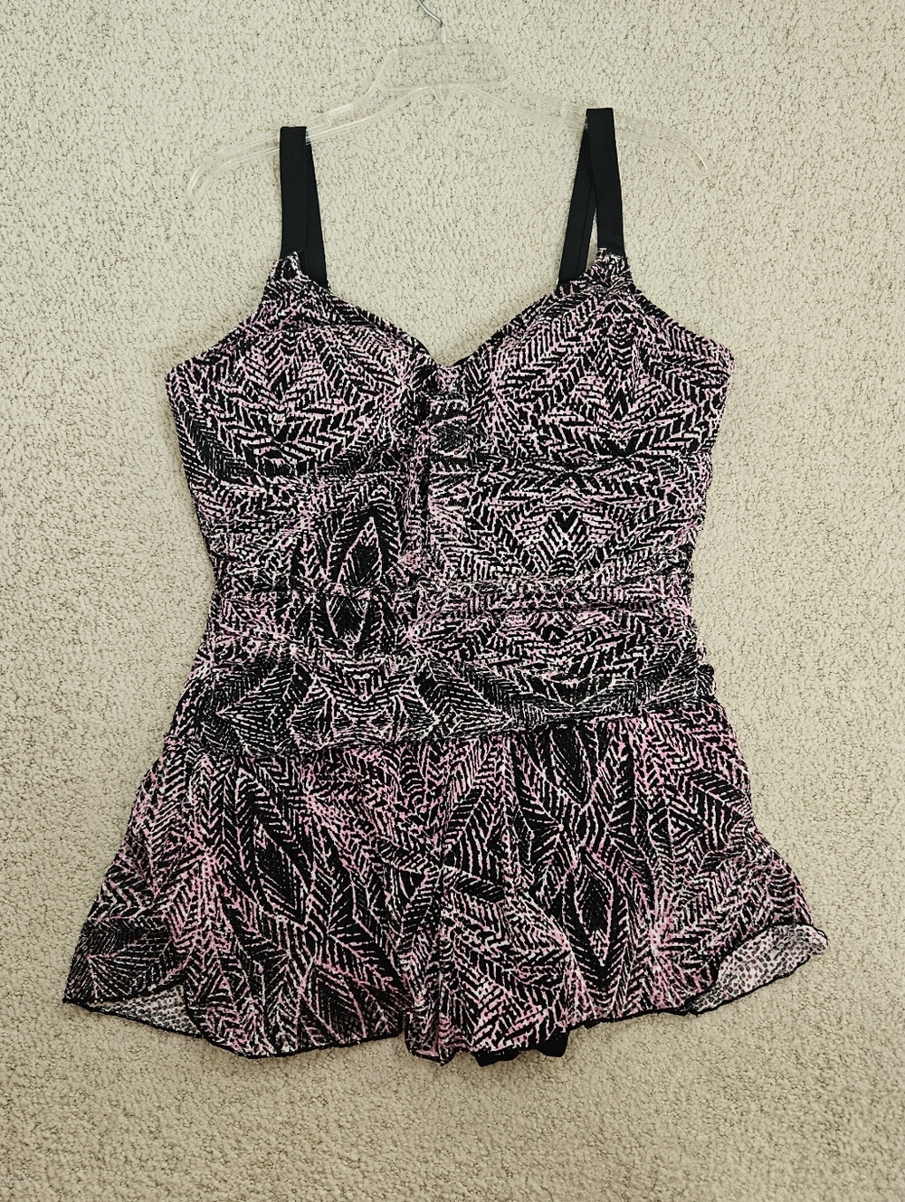Shore Club One Piece Swim Suit Skirted Padded Adjustable Ruched Waist Black Pink